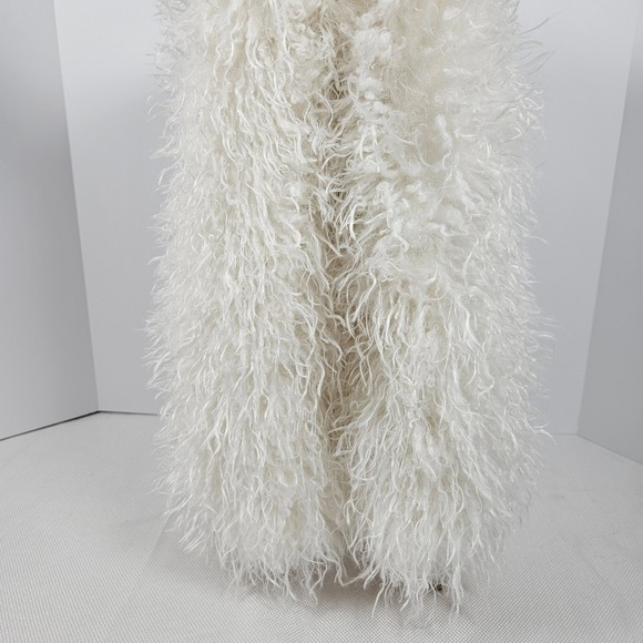 Premium Women White Shaggy Faux Fur Pointed Toe Stiletto Knee High Boots Size 9 - Picture 4 of 8